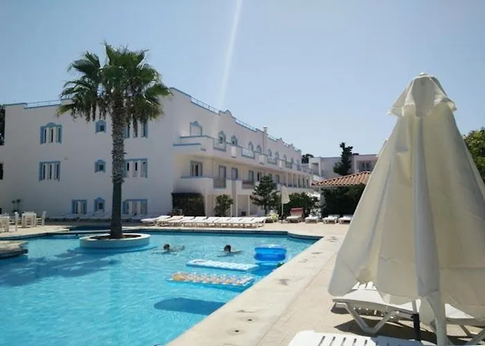 Aegean Blu & Hotell 4*